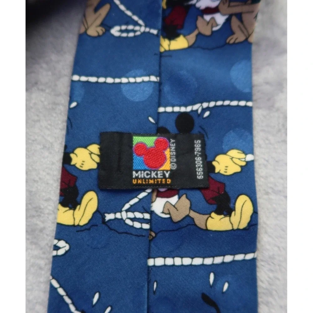 Disney Mickey Unlimited Necktie Mickey Donald Pluto Tug of‎ War Neck Tie